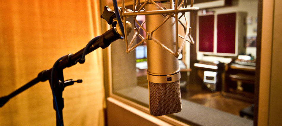 MetaphonicStudios_StudioMicRoom_Slider_950x425px